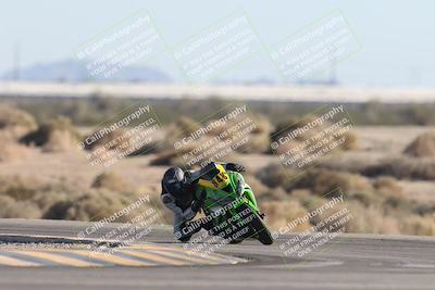 media/Jan-16-2026-CVMA Friday Practice (Fri) [[6f2bf47531]]/5-Racer 4-Trackday1/Session 5 (Turn 4)/